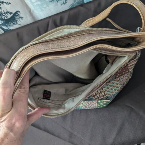 Boho patchwork perfection 💕 SAS tapestry shoulder bag made in the USA! - Picture 5 of 10